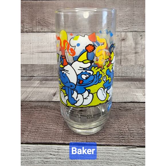 Vintage 1983 BAKER SMURF 6" Drinking Glass - Picture 2 of 7